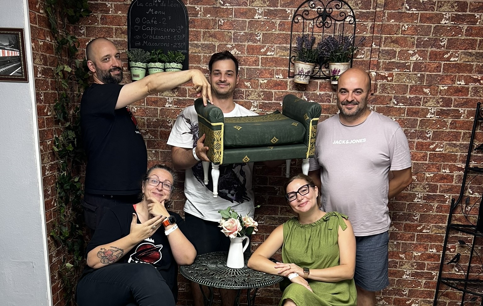 Domus Rebus – Lost in Paris